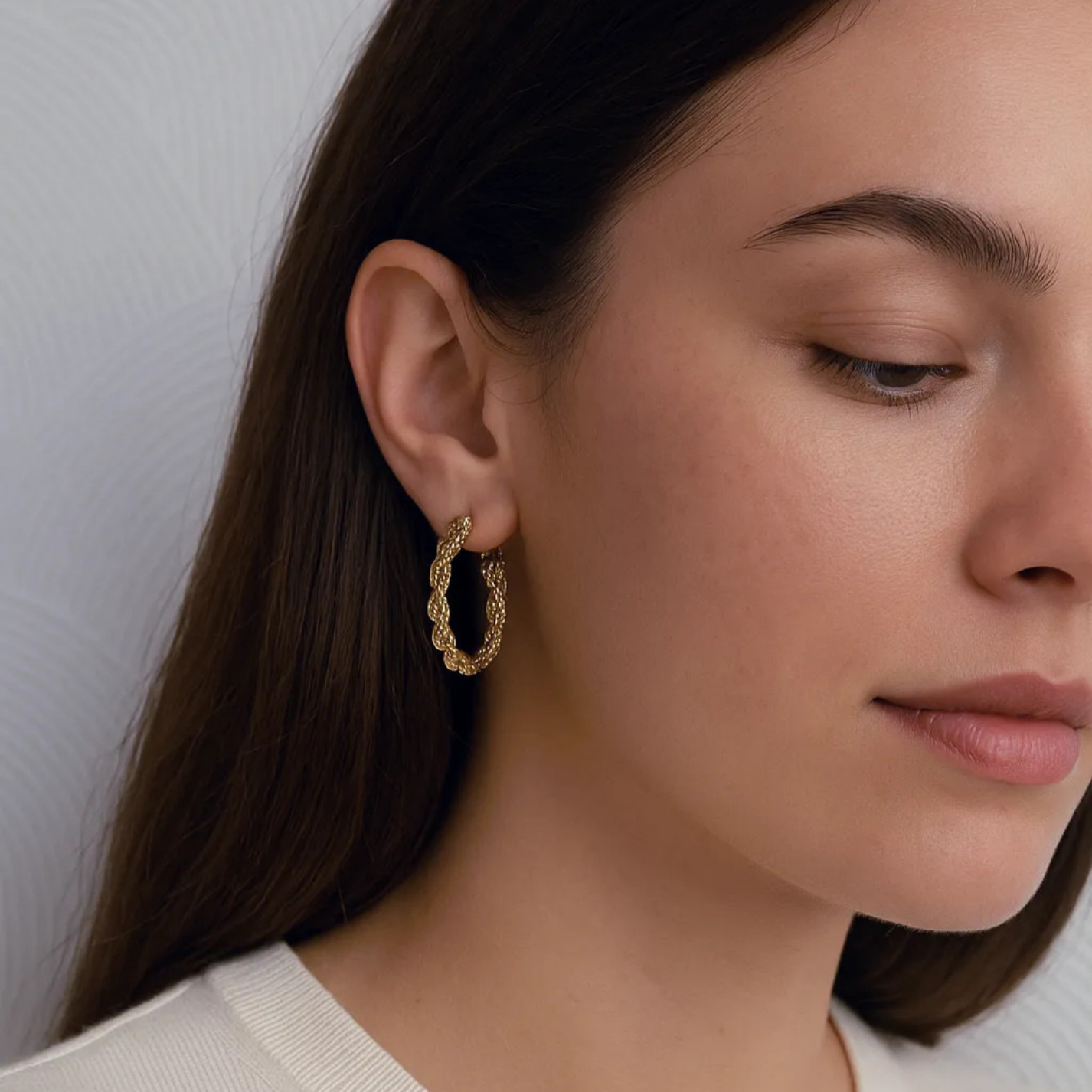 The Textured Rope-Knot Hoop Earrings - Gold