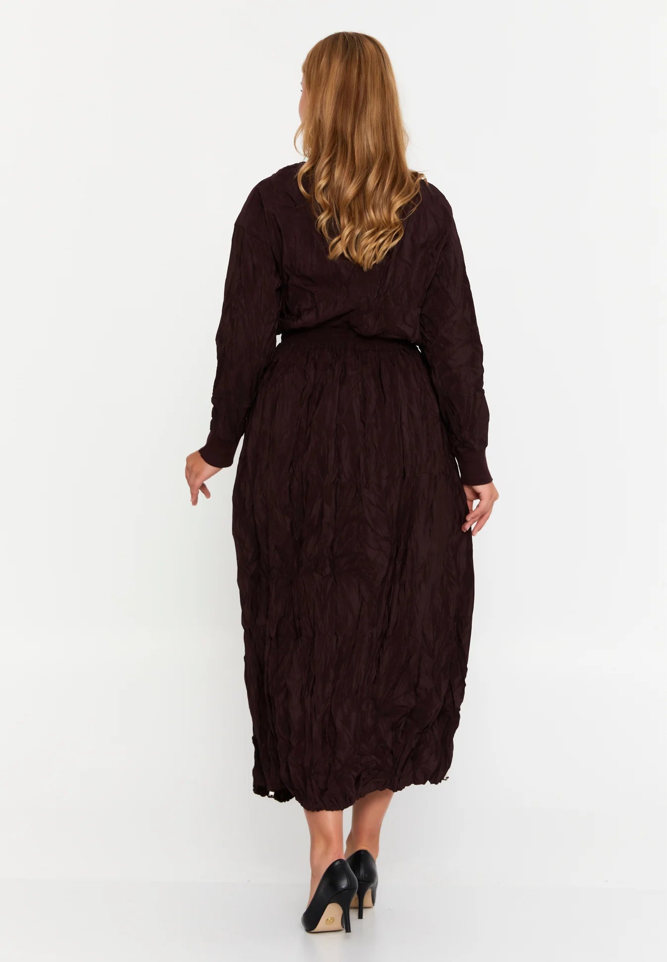 The Textured Coffee Two-Piece Set