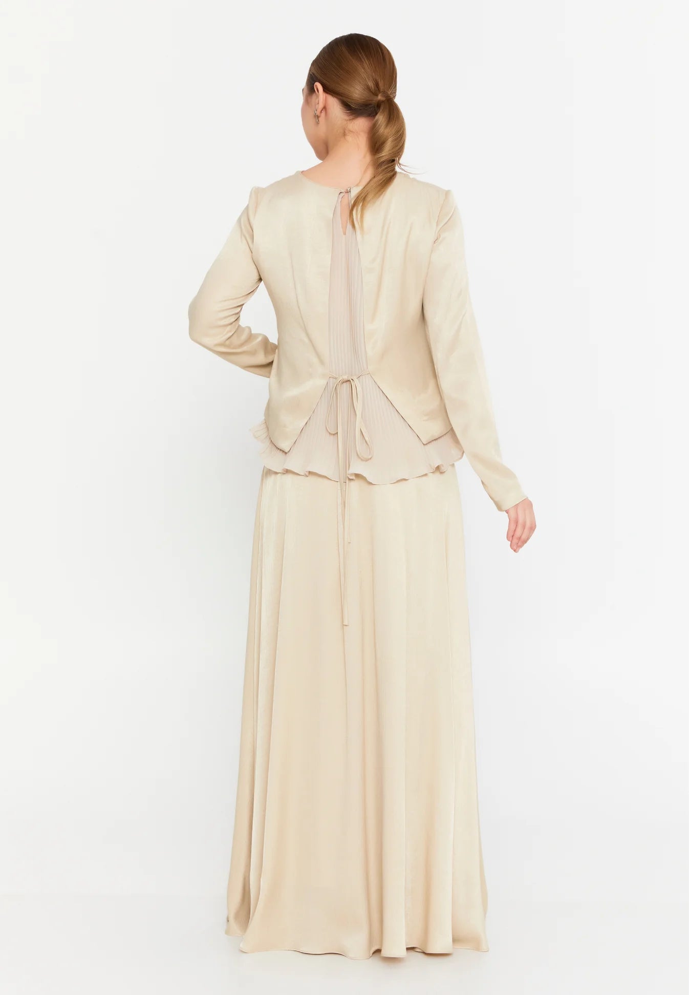 The Chic Satin Two-Piece Set - Beige