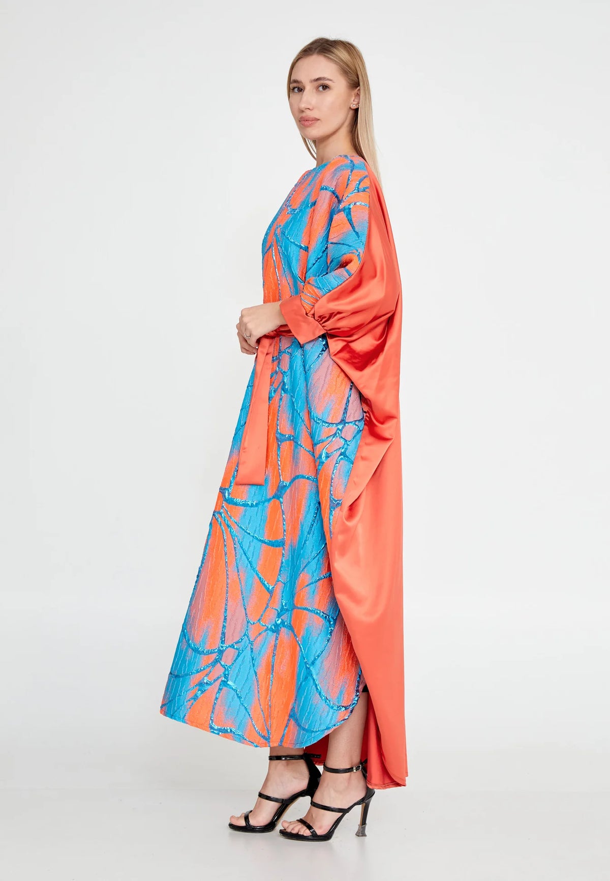 The Radiant Breeze Printed Polyester Abaya